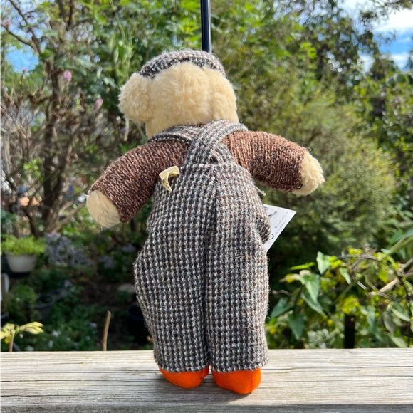 Vintage Harris Tweed Isle of Lewis Scotland Bear RAEBHAT Originals Preowned 1982 - Picture 4 of 16